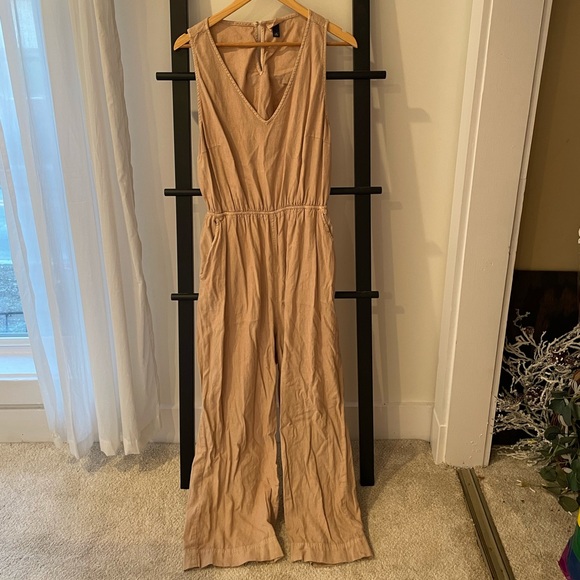 Universal Thread Tan Sleeveless Linen Women’s Jumpsuitsuit - Picture 3 of 9